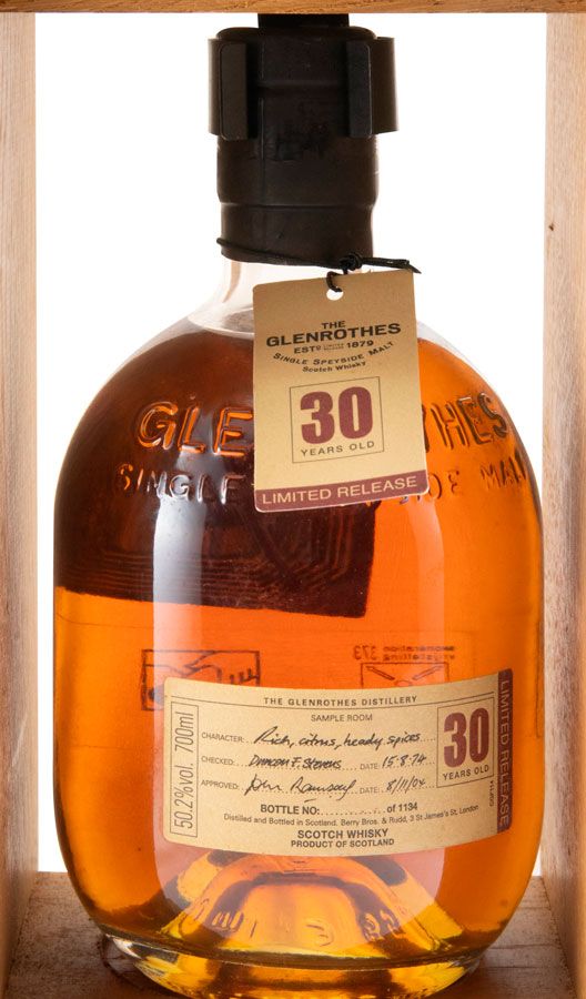 Glenrothes Limited Realese 30 anos (garrafa n.º 12)