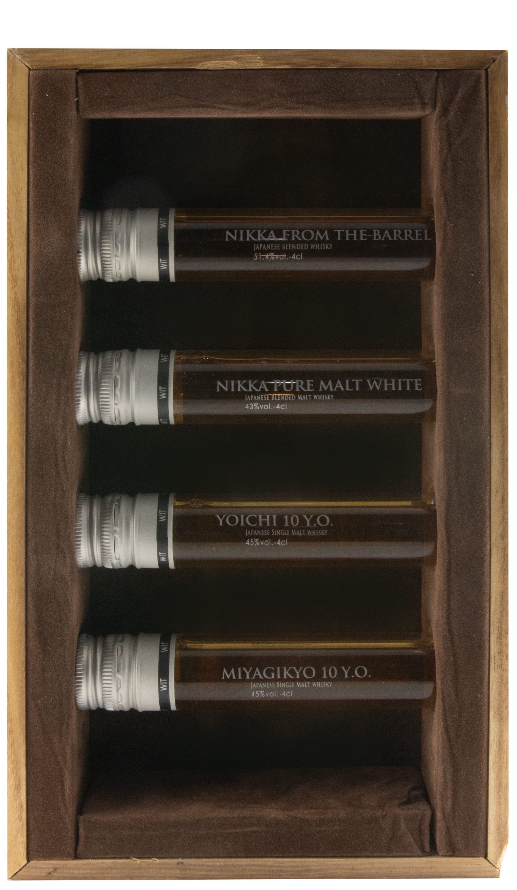 Conjunto Nikka Taketsuru 17 anos & Miniaturas Tasting 4x4cl