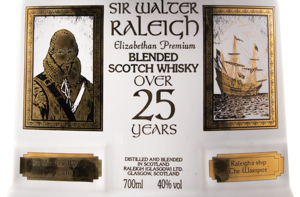 Sir Walter Raleigh 25 anos Elizabethan Premium (garrafa branca)
