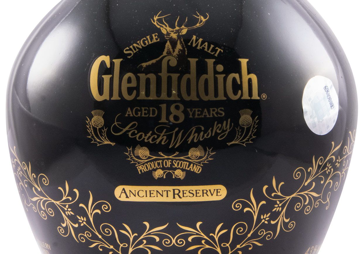 Glenfiddich Ancient Reserve 18 anos (garrafa preta)