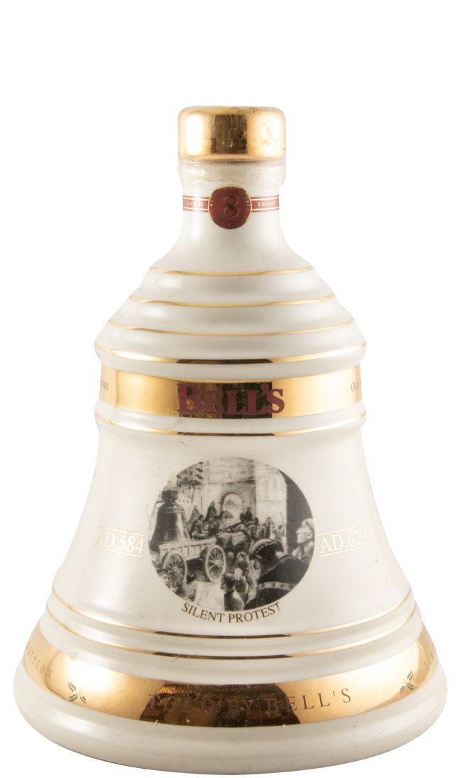 2005 Bell's Christmas Silent Protest (sino) 75cl