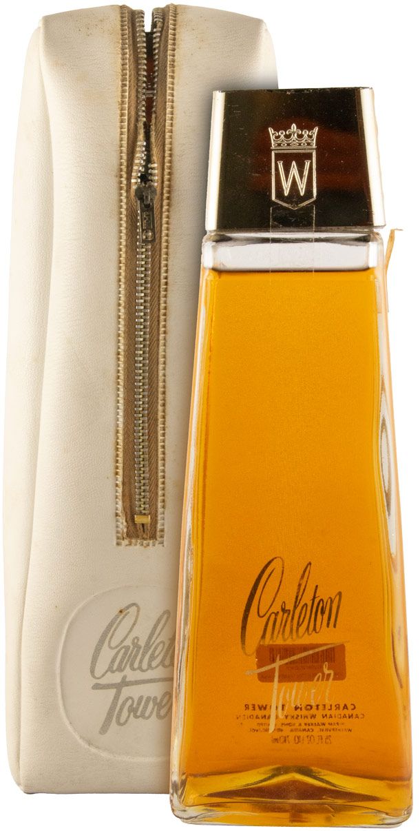 1971 Carleton Tower Canadian 71cl