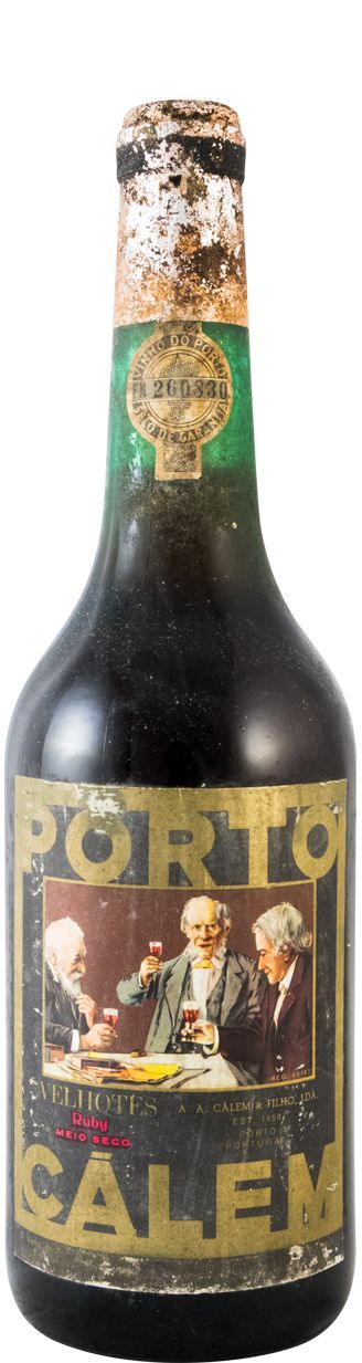 Cálem Velhotes Ruby Port (former bottle)