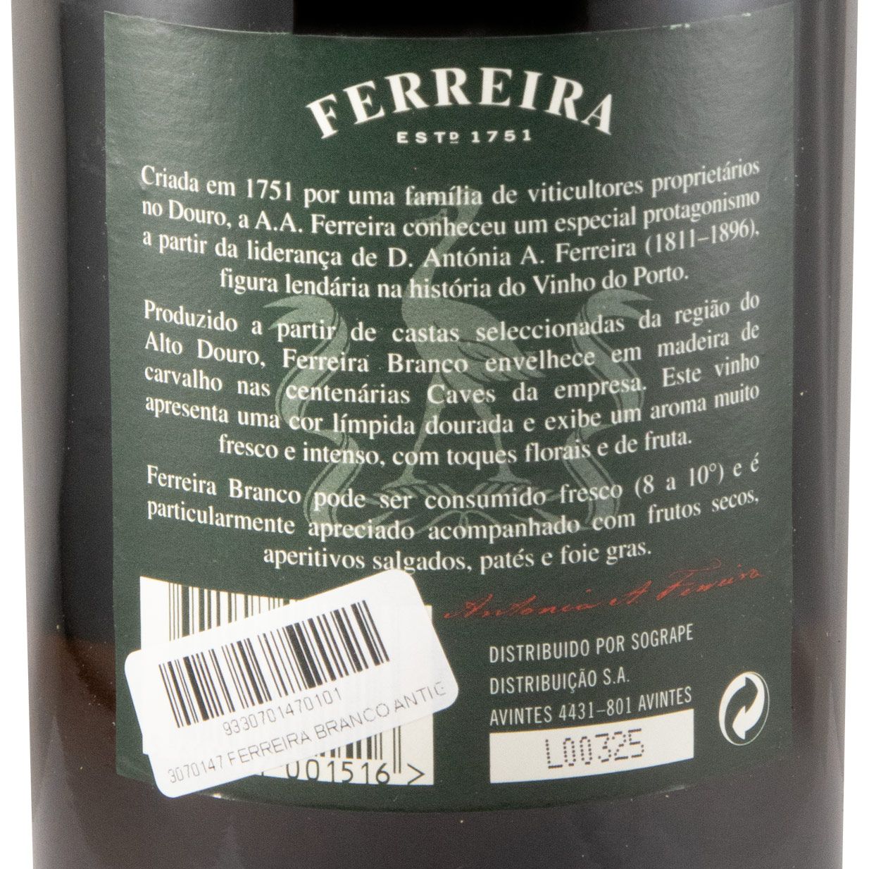 Ferreira White Port (former bottle with green label)