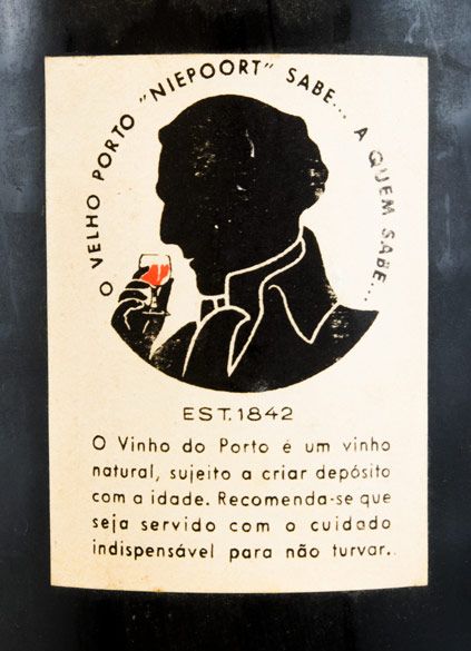 1940 Niepoort Garrafeira Port