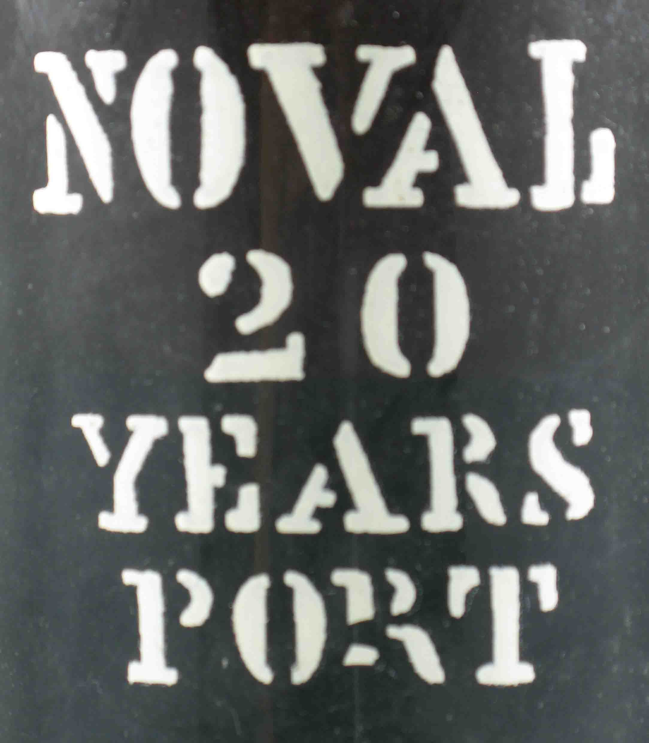 Noval 20 anos Porto (engarrafado em 1973)