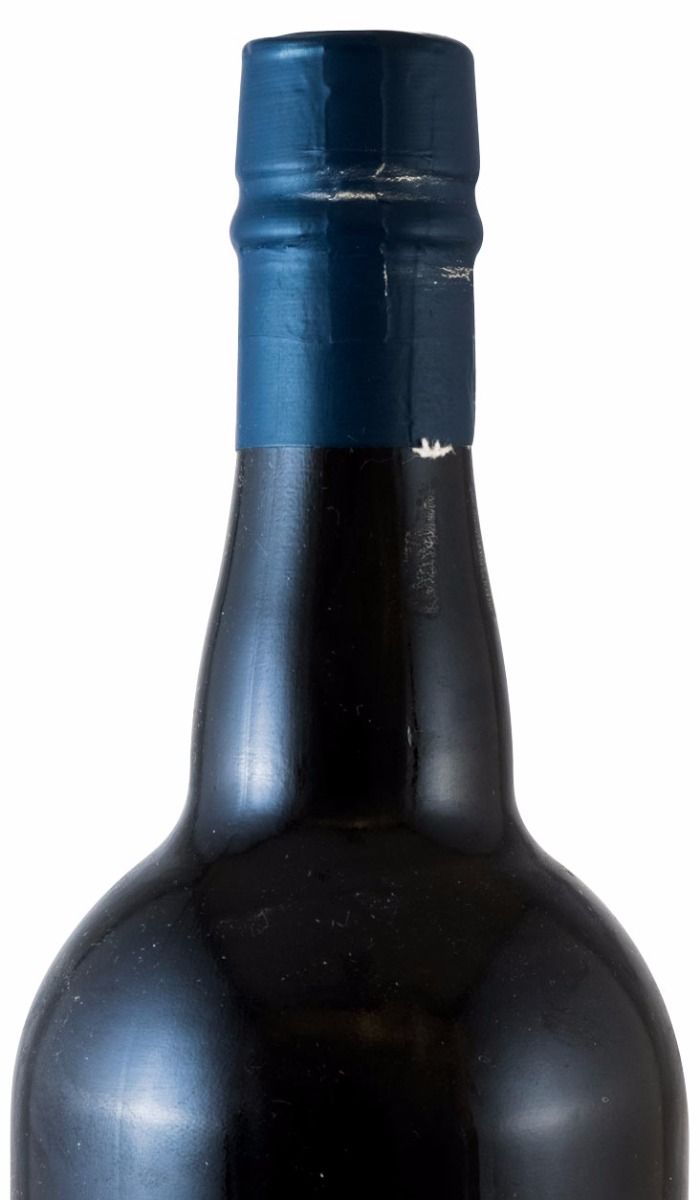 2000 Quinta do Vesuvio Vintage Port (damaged label)