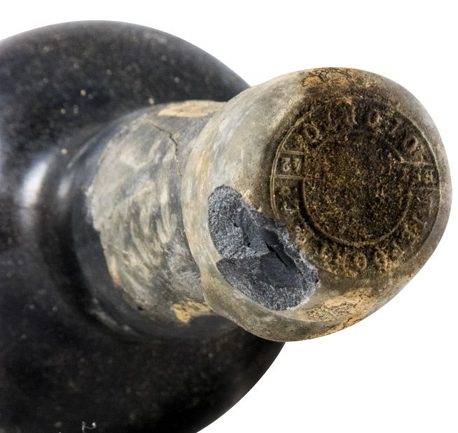 1960 Niepoort Vintage Porto (rótulo danificado)