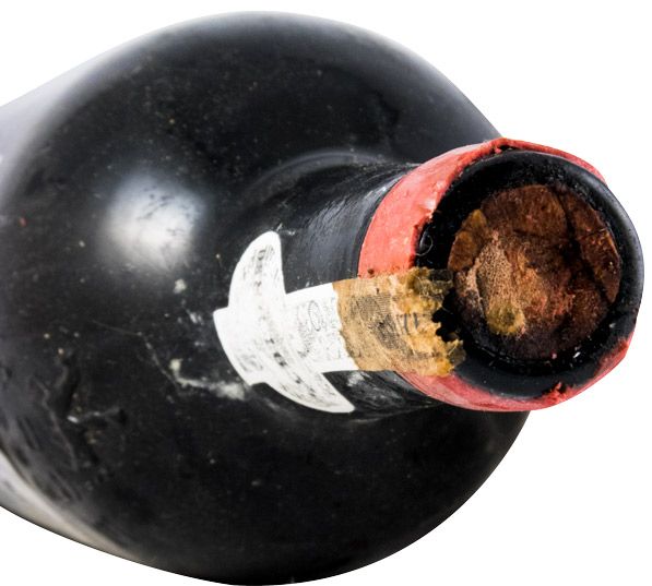1963 Warre's Vintage Porto (lacre danificado)