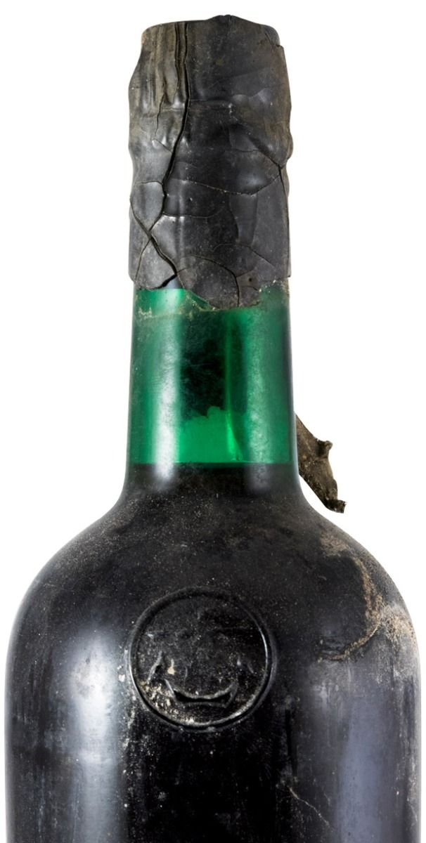 1970 Croft Vintage Port (damaged seal and label)