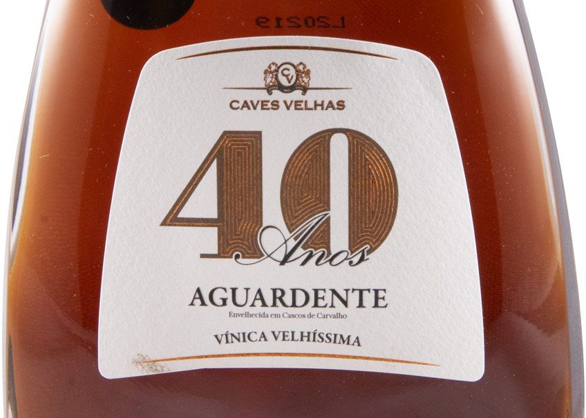 Aguardente Vínica Caves Velhas 40 anos 50cl