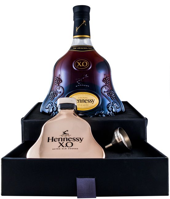 Cognac Hennessy XO w/Flask + Funnel