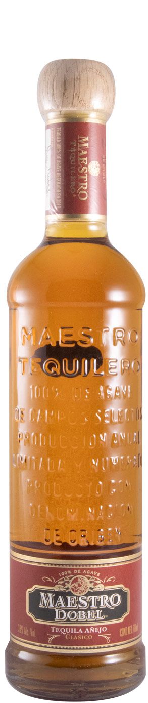 Tequila Maestro Dobel Añejo Clásico