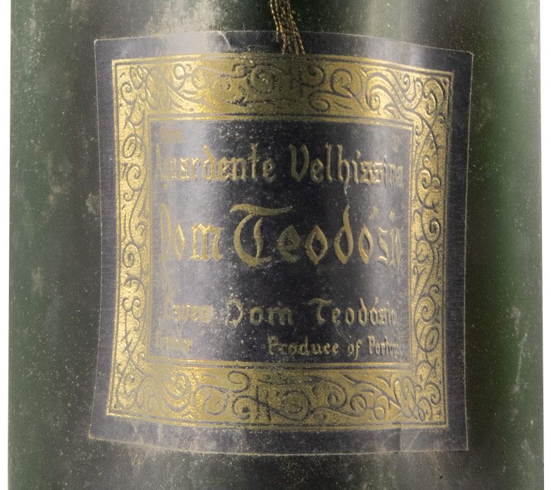 Aguardente Dom Teodósio Velhíssima 36%