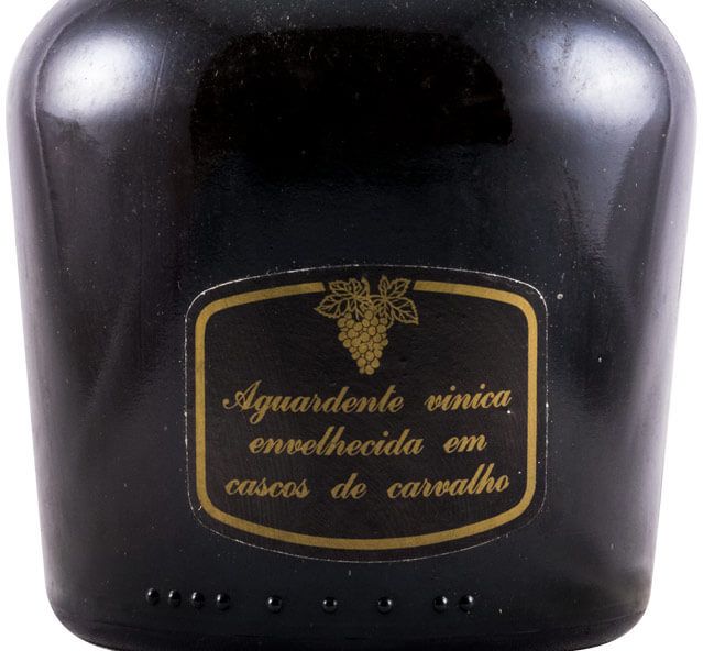 Aguardente Frade Velha (garrafa baixa)