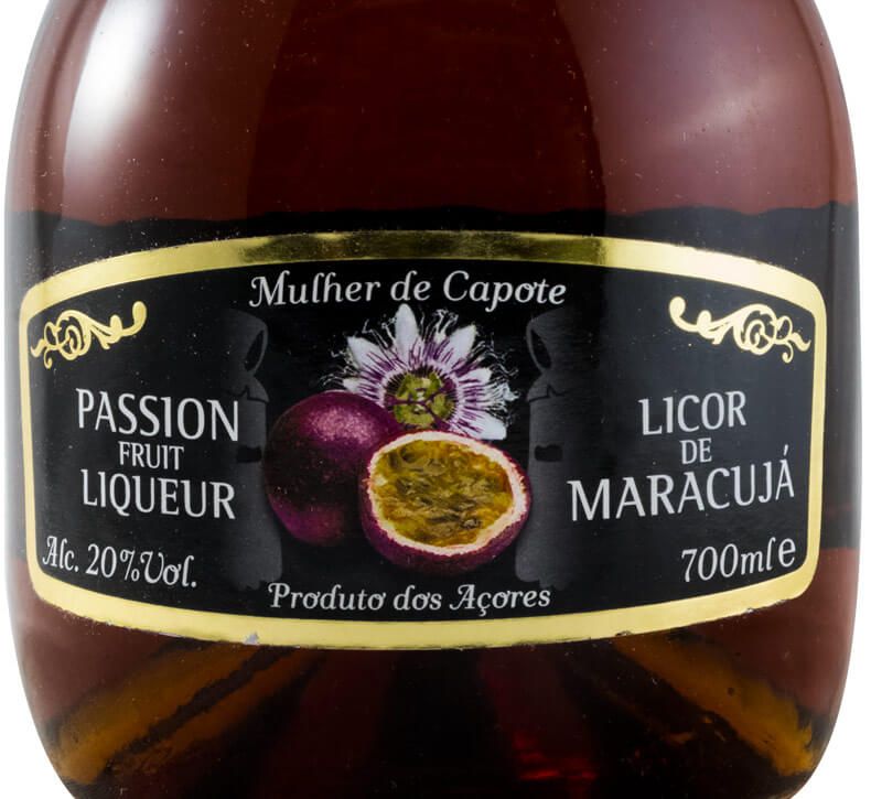 Licor de Maracujá Mulher de Capote w/Glass