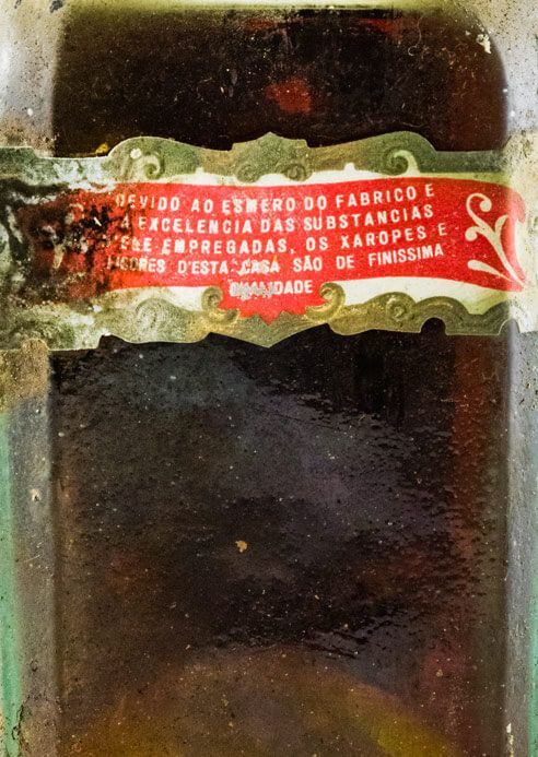 Licor Parabens Ananaz A Lousanense 50cl