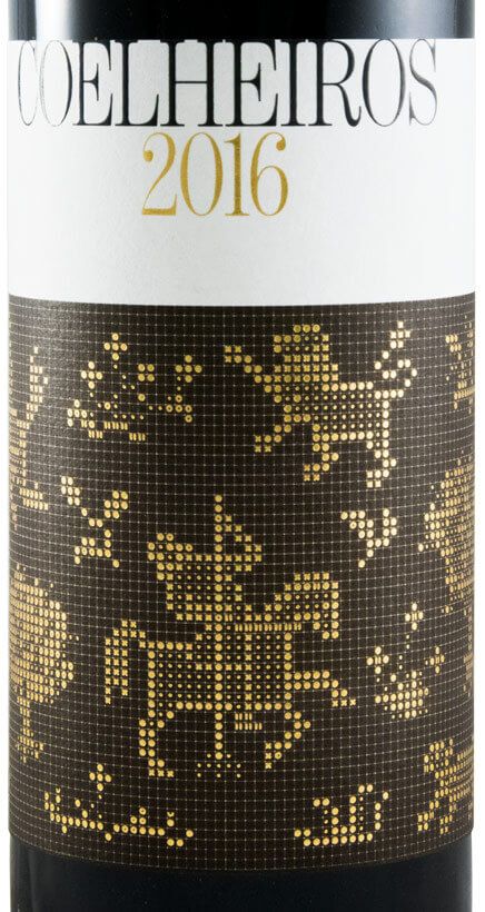 2016 Coelheiros red