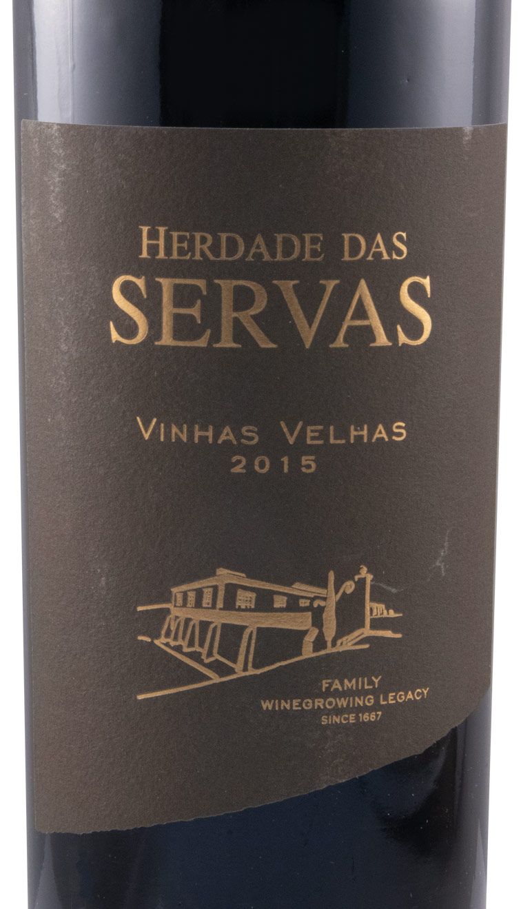 2015 Herdade das Servas Vinhas Velhas red