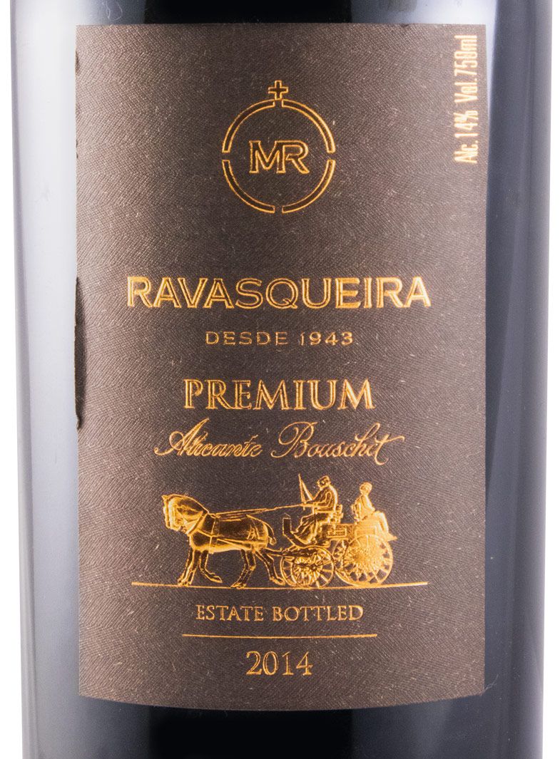 2014 Monte da Ravasqueira MR Premium Alicante Bouschet red