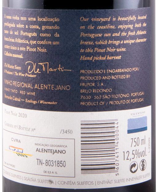 2020 Vicentino Pinot Noir red