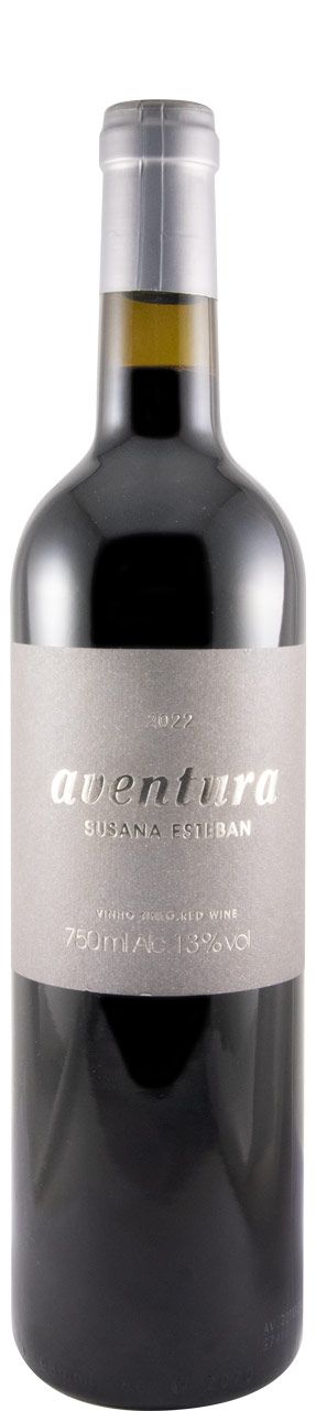 2022 Susana Esteban Aventura red
