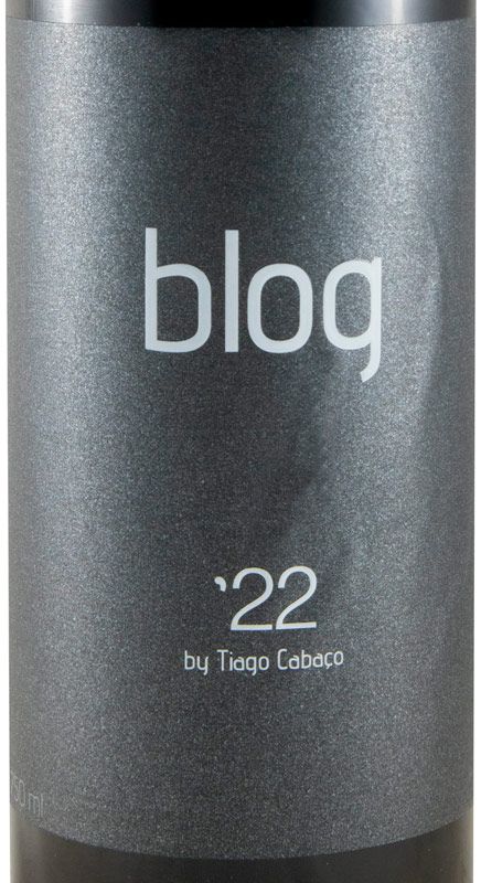 2022 Blog by Tiago Cabaço tinto