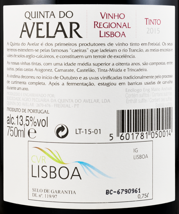 2015 Quinta do Avelar Vinhas Velhas red