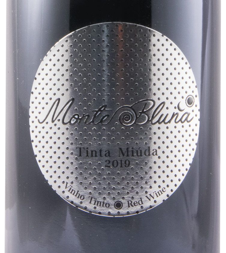 2019 Monte Bluna Tinta Miúda red