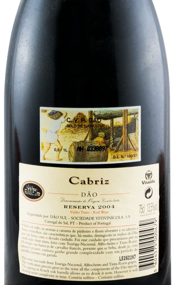 2004 Quinta de Cabriz Reserva red