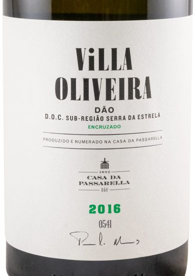 2016 Casa da Passarella Villa Oliveira Encruzado white