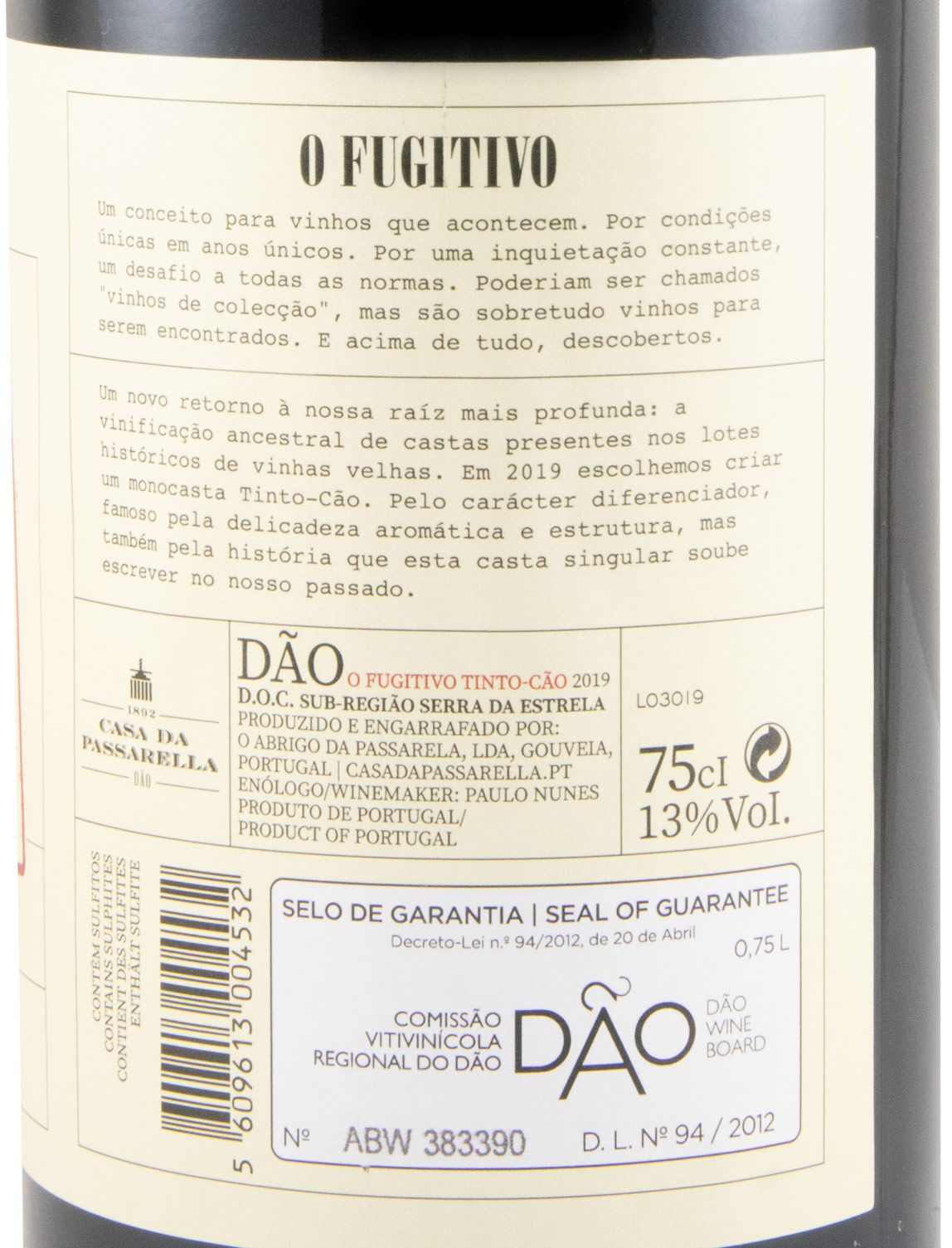 2019 Casa da Passarella O Fugitivo Tinto Cão red