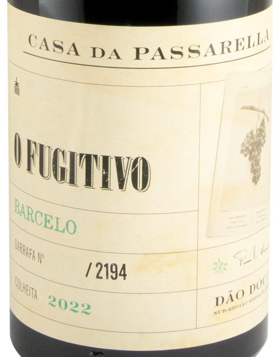 2022 Casa da Passarella O Fugitivo Barcelo white