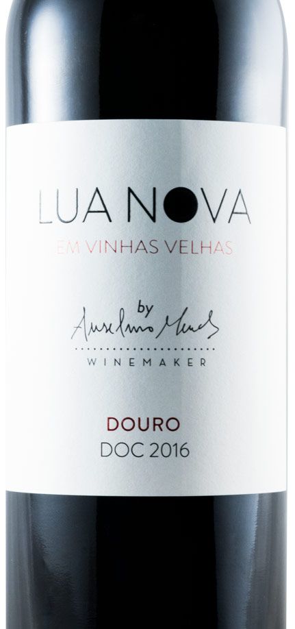 2016 Lua Nova em Vinhas Velhas red