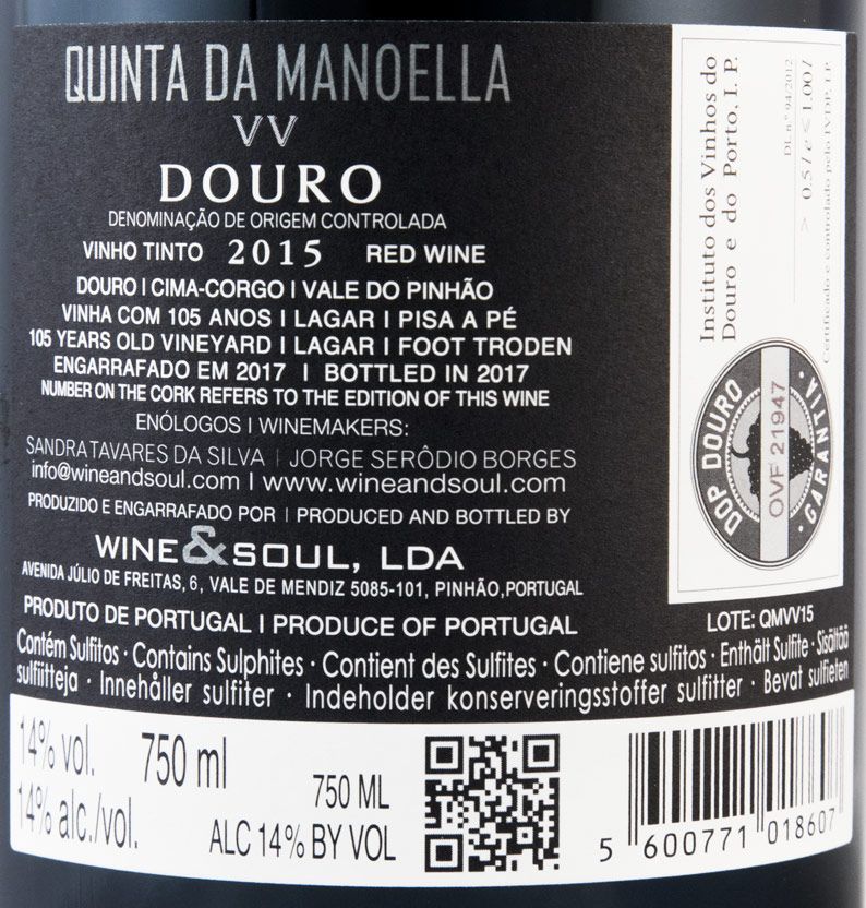 2015 Quinta da Manoella Vinhas Velhas red