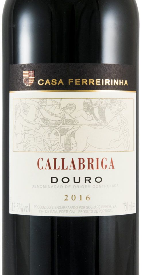 2016 Casa Ferreirinha Callabriga red