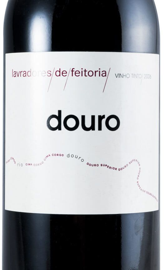2006 Lavradores de Feitoria red