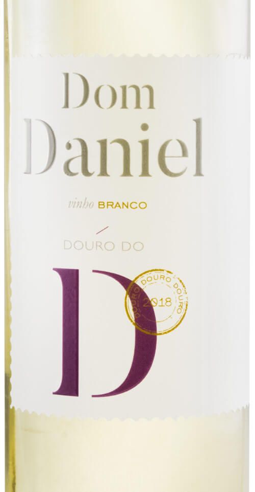 2018 Dom Daniel white