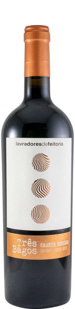 2015 Lavradores de Feitoria Três Bagos Grande Escolha red