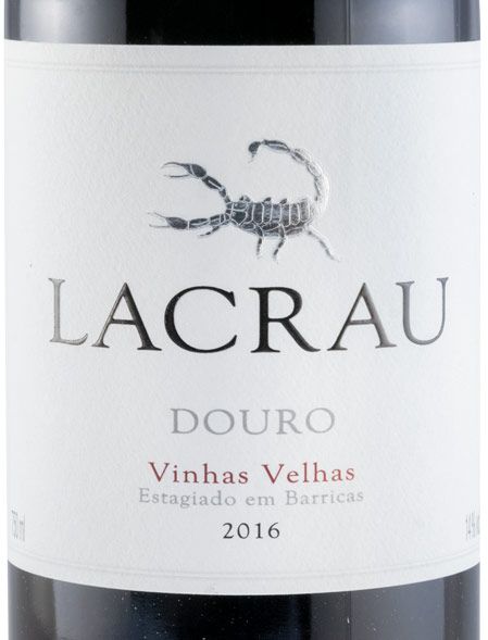 2016 Lacrau Vinhas Velhas red