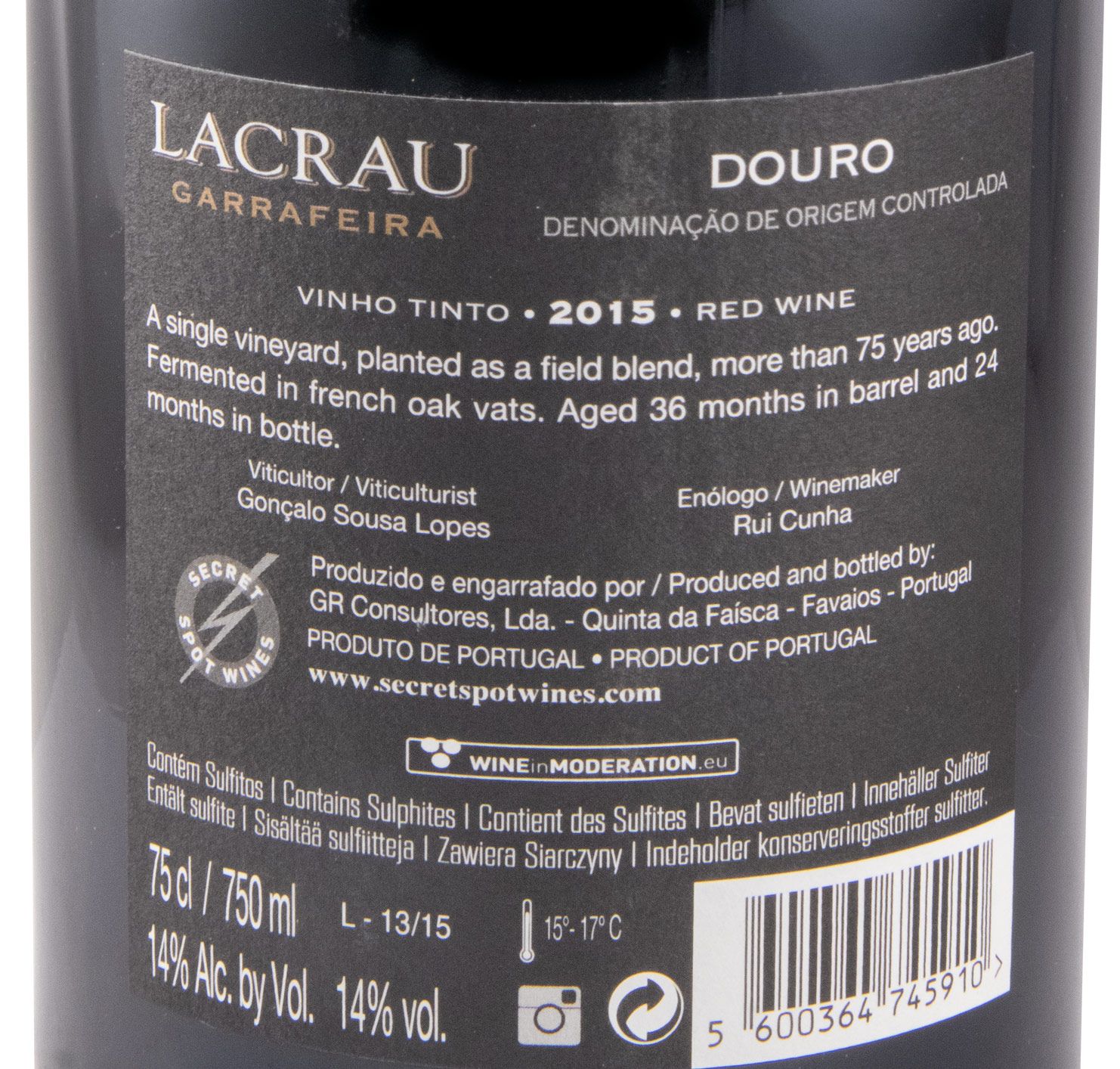 2015 Lacrau Garrafeira red