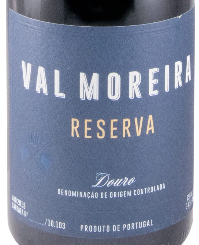 2018 Val Moreira Reserva red