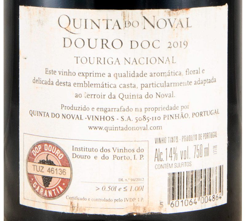 2019 Quinta do Noval Touriga Nacional red (damaged label)