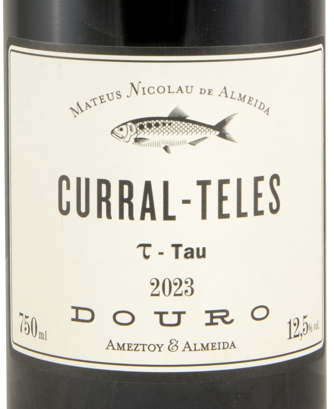 2023 Curral Teles Tau red