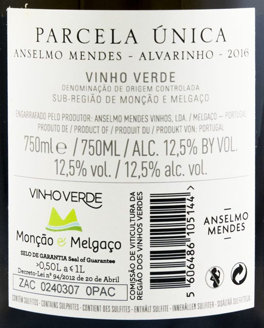 2016 Anselmo Mendes Parcela Única white