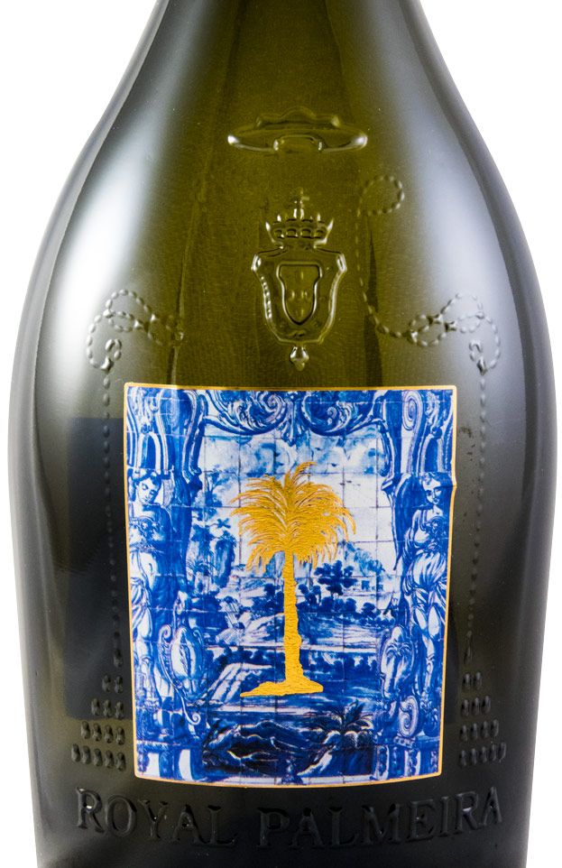 2015 Royal Palmeira Loureiro white