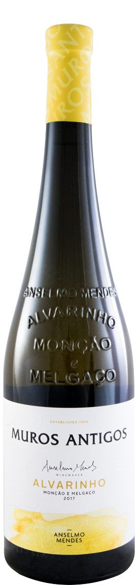 2017 Muros Antigos Alvarinho white