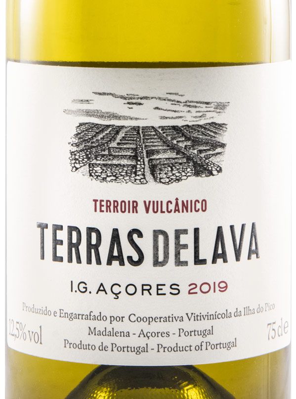2019 Terras de Lava white