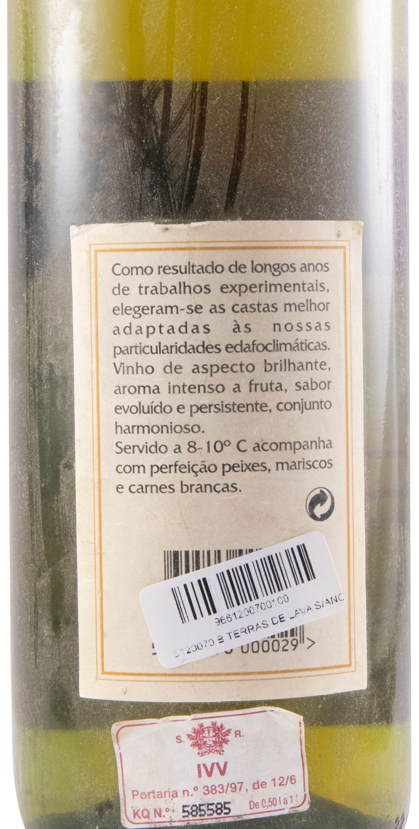 Terras de Lava white (no vintage year specified)