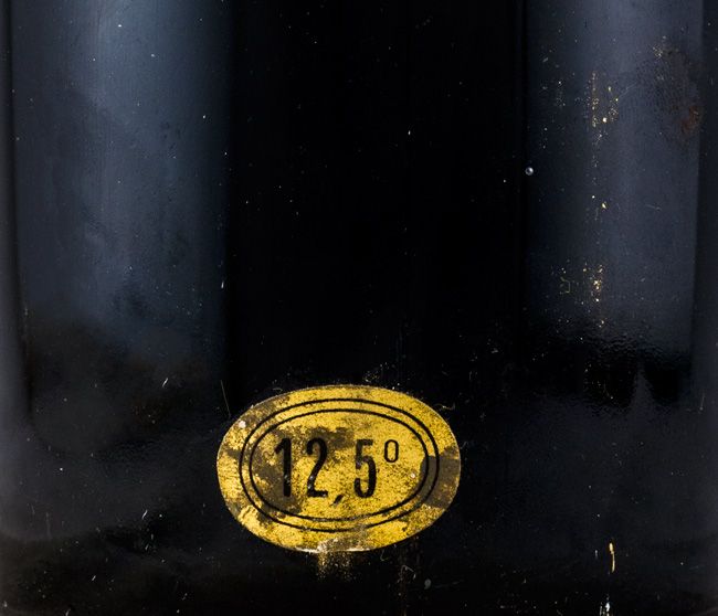 1957 Casal da Azenha red